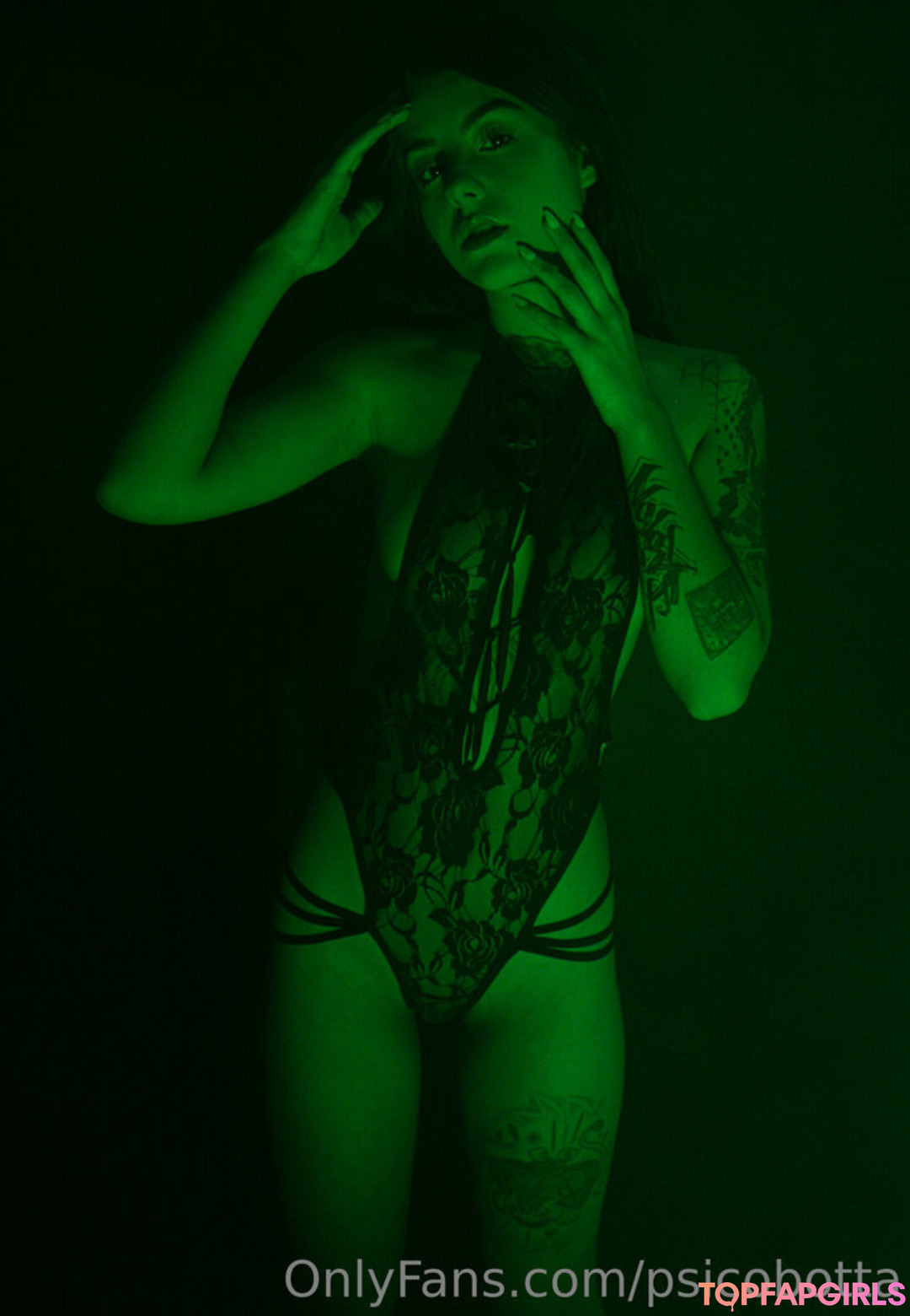 Foto desnuda filtrada de OnlyFans de Psicobotta #24 Foto desnuda filtrada de OnlyFans de Psicobotta #24