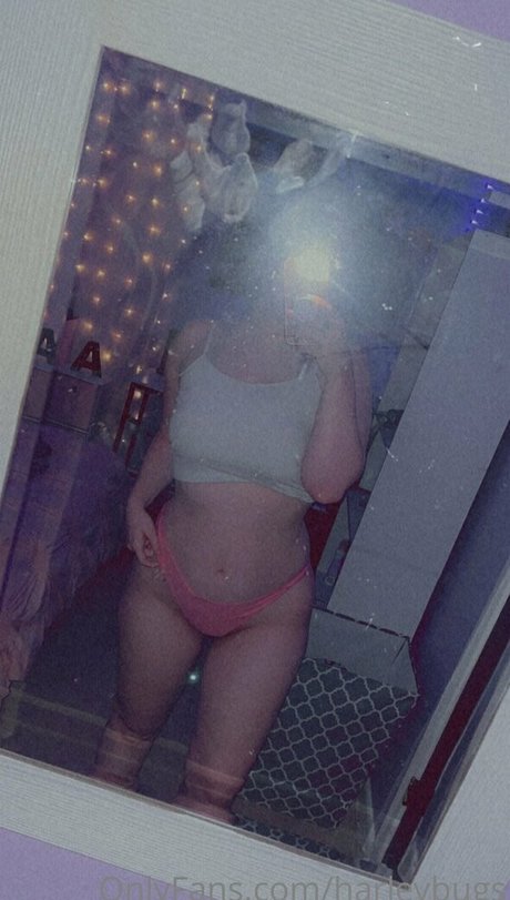 Foto desnuda filtrada de OnlyFans de Harleybugs
