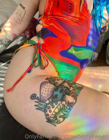 Foto desnuda filtrada de OnlyFans de Strawberrykween