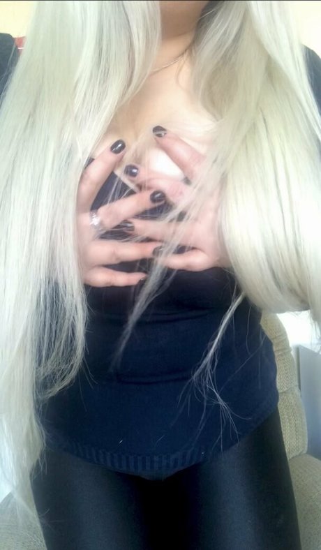 Foto desnuda filtrada de OnlyFans de Curvaceousbarbie