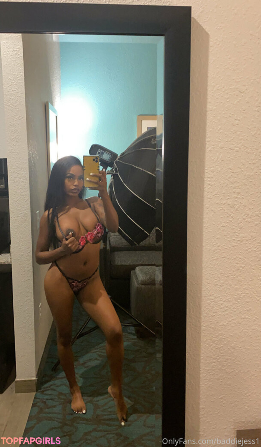 Foto desnuda filtrada de OnlyFans de Baddiejess1 #149 Foto desnuda filtrada de OnlyFans de Baddiejess1 #149