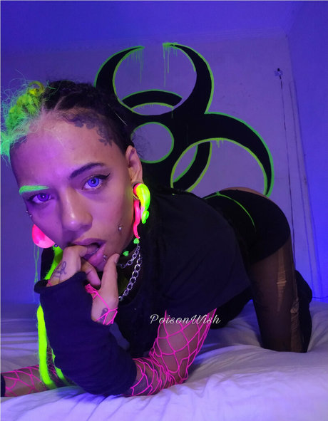 Foto desnuda filtrada de OnlyFans de Poisonwish