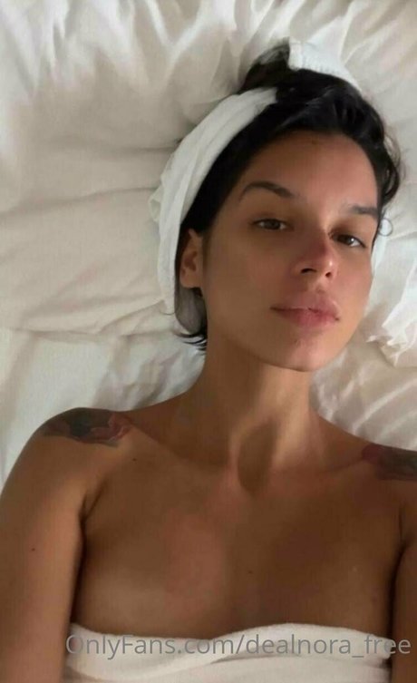 Foto desnuda filtrada de OnlyFans de Dealnorafree
