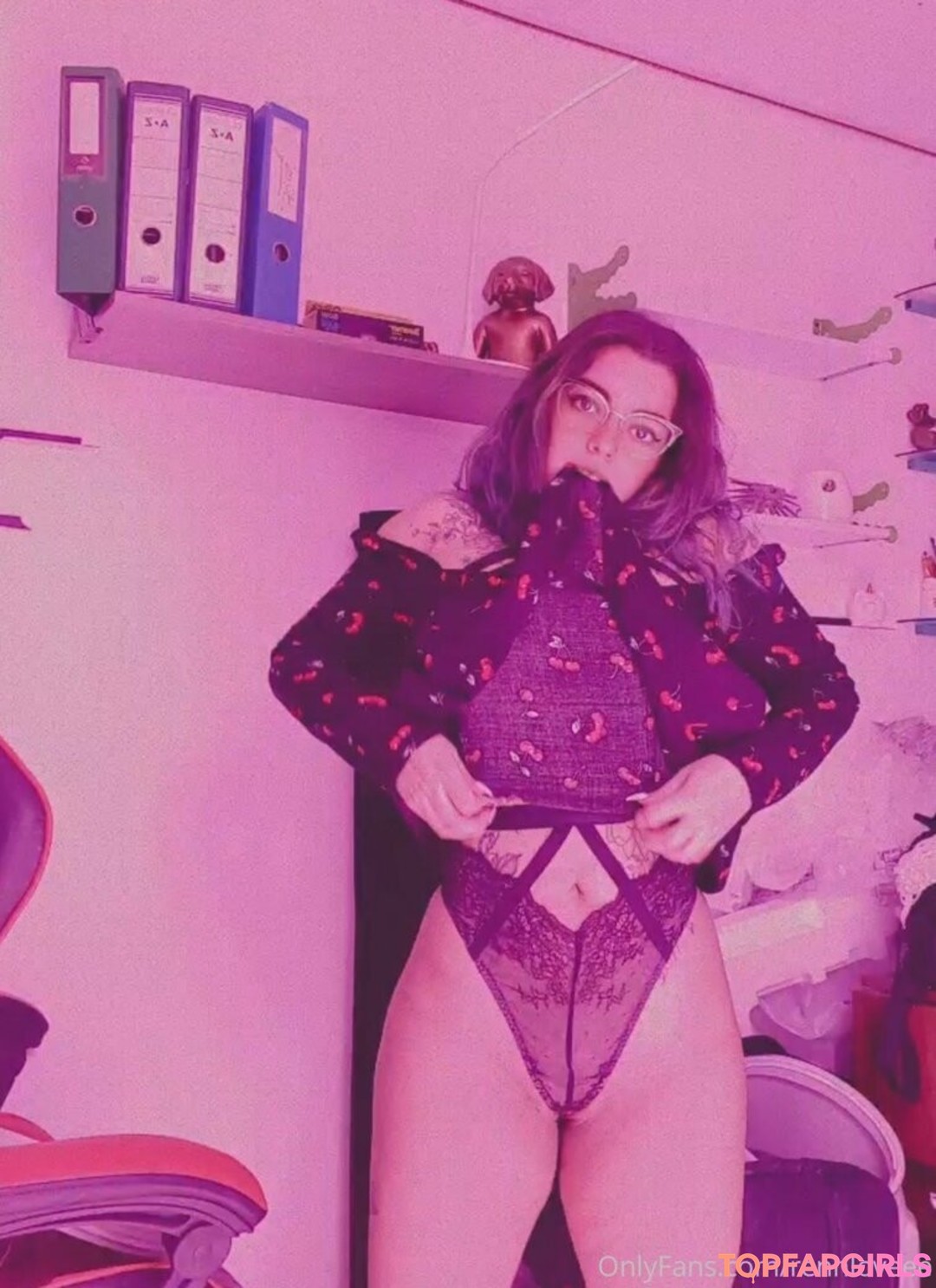 Foto desnuda filtrada de OnlyFans de Rennloveee #28 Foto desnuda filtrada de OnlyFans de Rennloveee #28