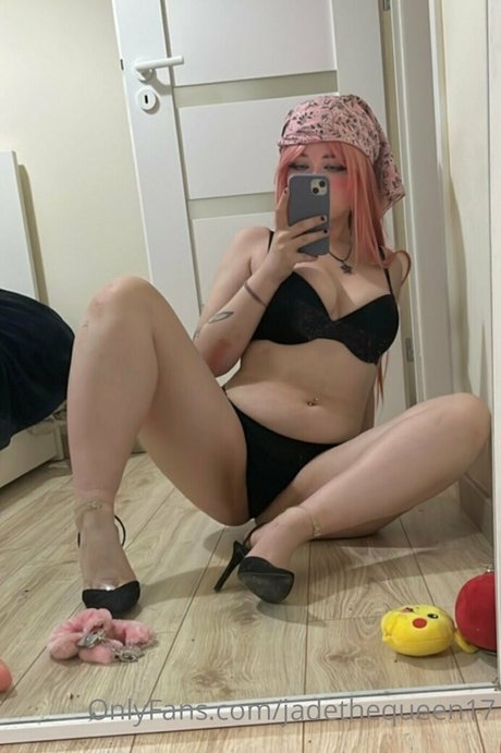 Foto desnuda filtrada de OnlyFans de Jadethequeen17
