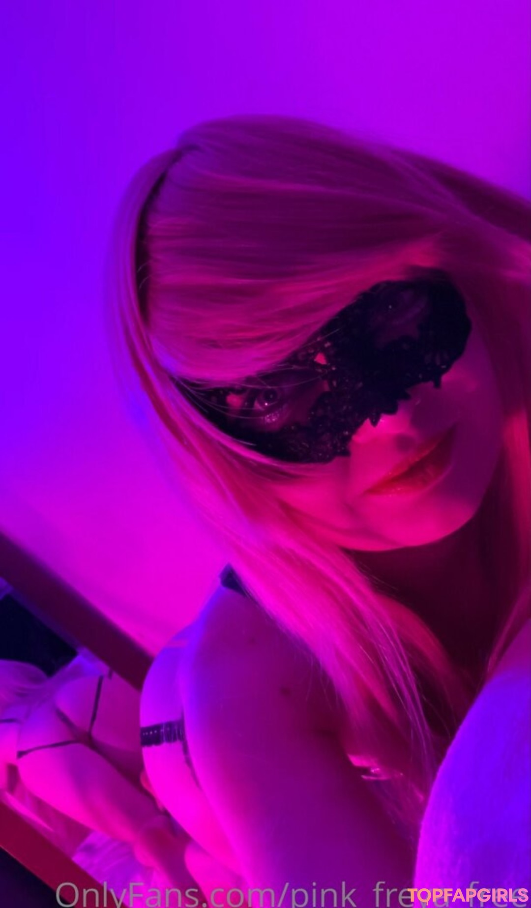 Foto desnuda filtrada de OnlyFans de Pinkfreyafree #54 Foto desnuda filtrada de OnlyFans de Pinkfreyafree #54