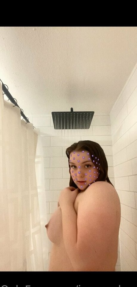 Janessaburton
