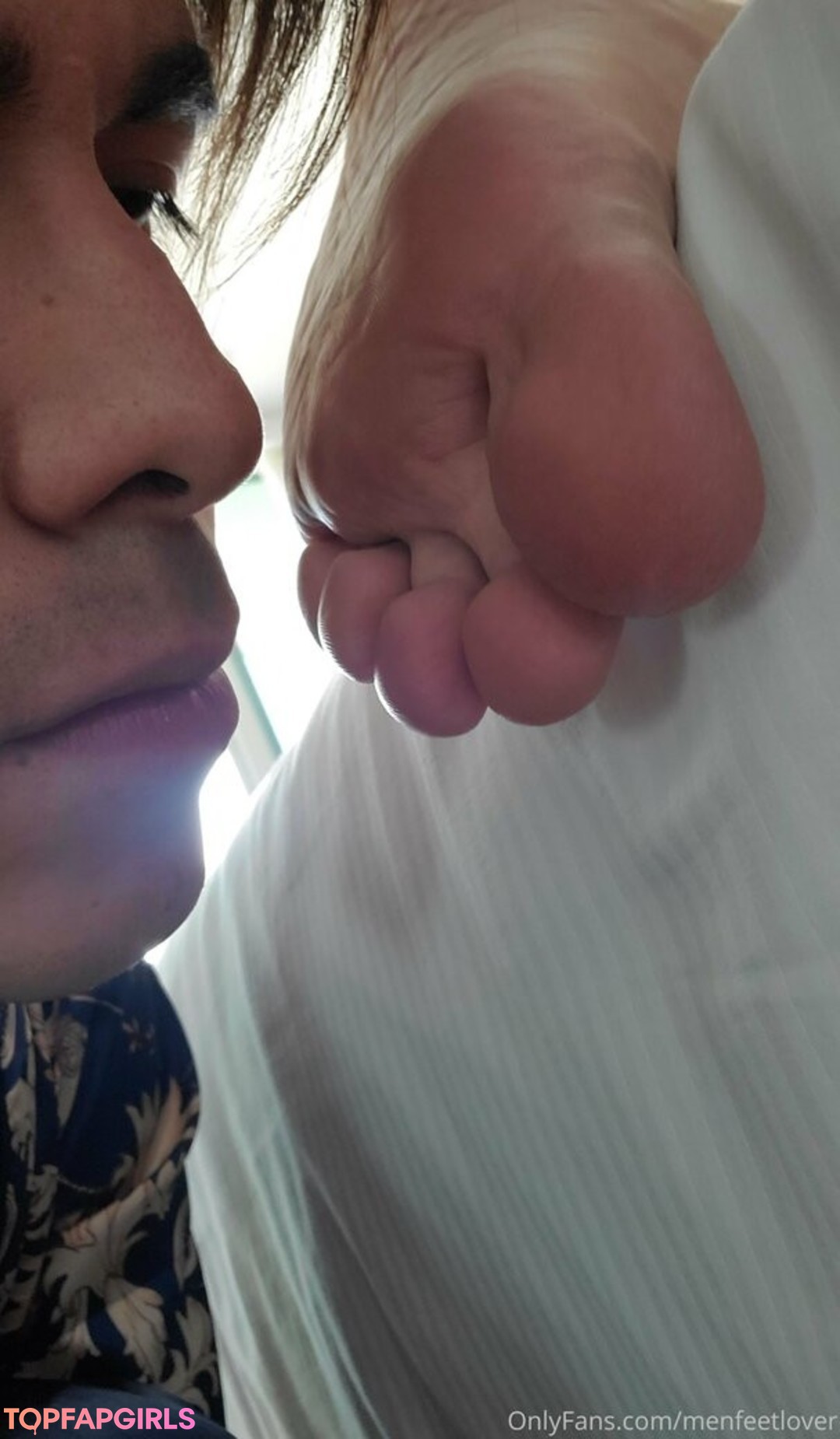 Foto desnuda filtrada de OnlyFans de Menfeetlover #23 Foto desnuda filtrada de OnlyFans de Menfeetlover #23