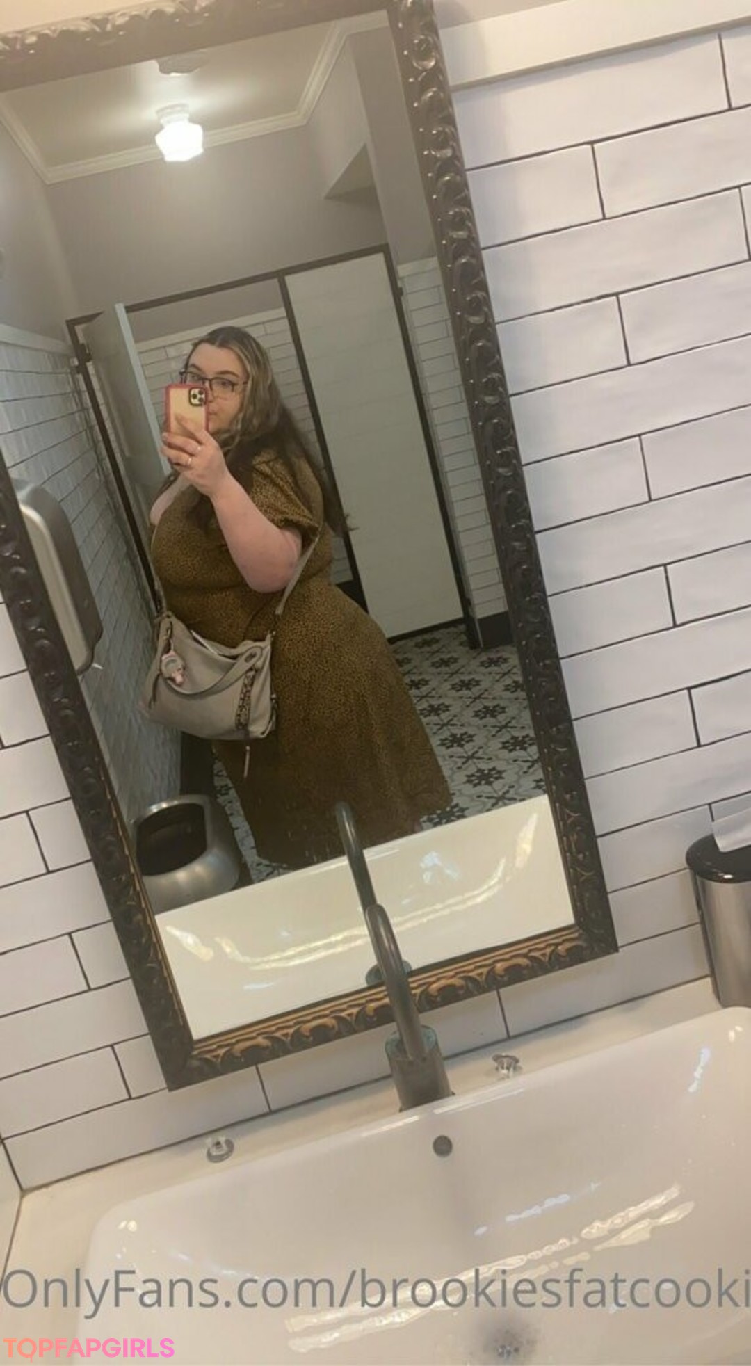 Foto desnuda filtrada de OnlyFans de Brookiesfatcookie #6 Foto desnuda filtrada de OnlyFans de Brookiesfatcookie #6