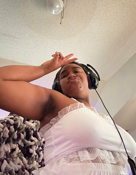 Foto desnuda filtrada de OnlyFans de Jupiterblue
