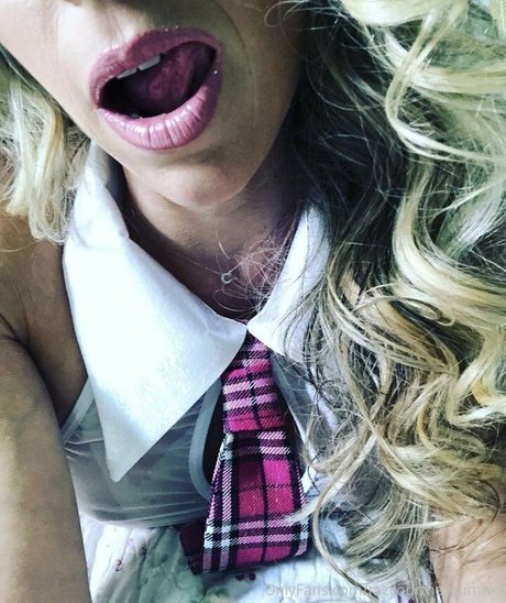 Mzcourtneycummz