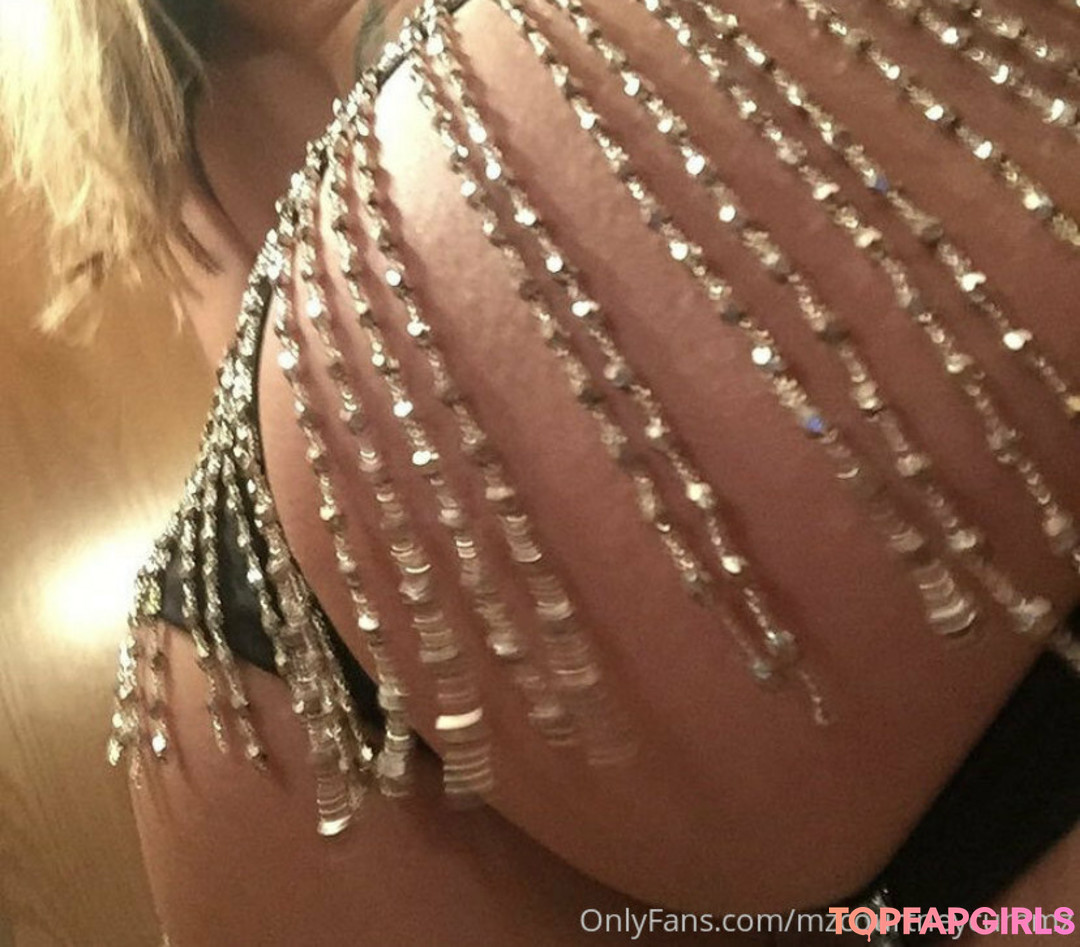 Foto desnuda filtrada de OnlyFans de Mzcourtneycummz #86 Foto desnuda filtrada de OnlyFans de Mzcourtneycummz #86