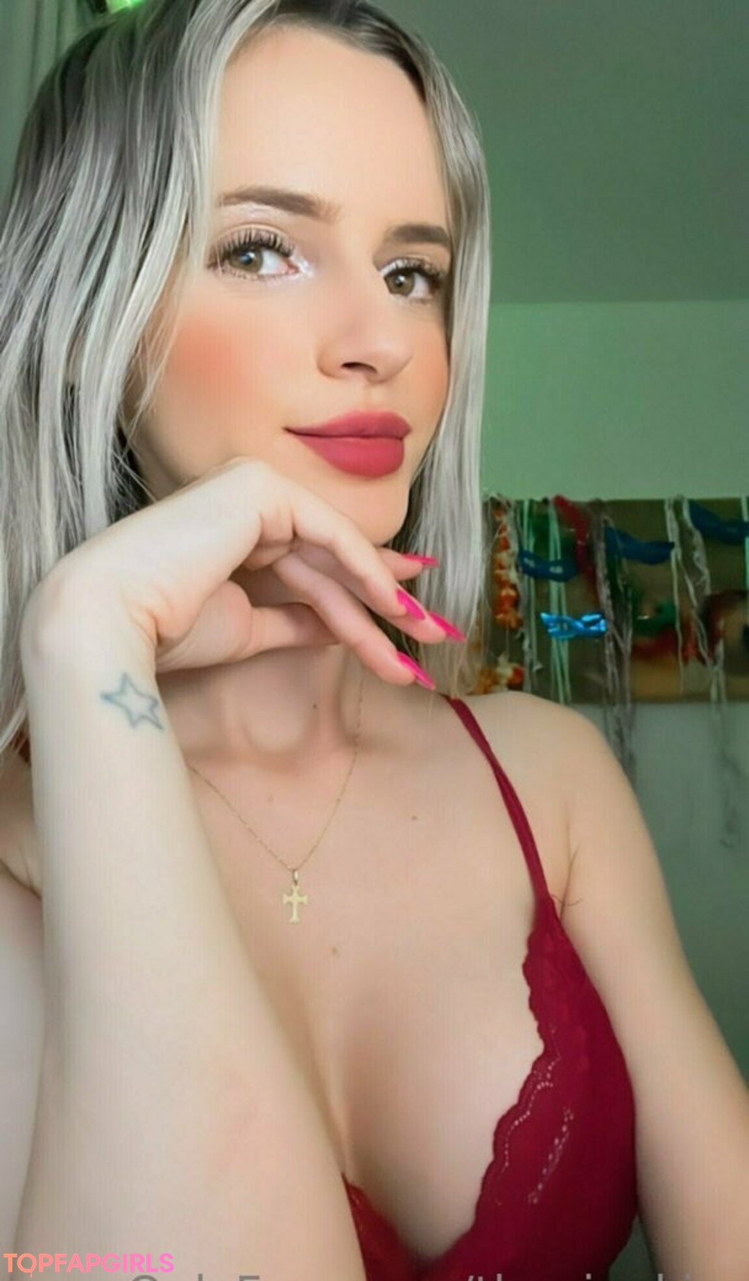 Foto desnuda filtrada de OnlyFans de Theninakim #39 Foto desnuda filtrada de OnlyFans de Theninakim #39