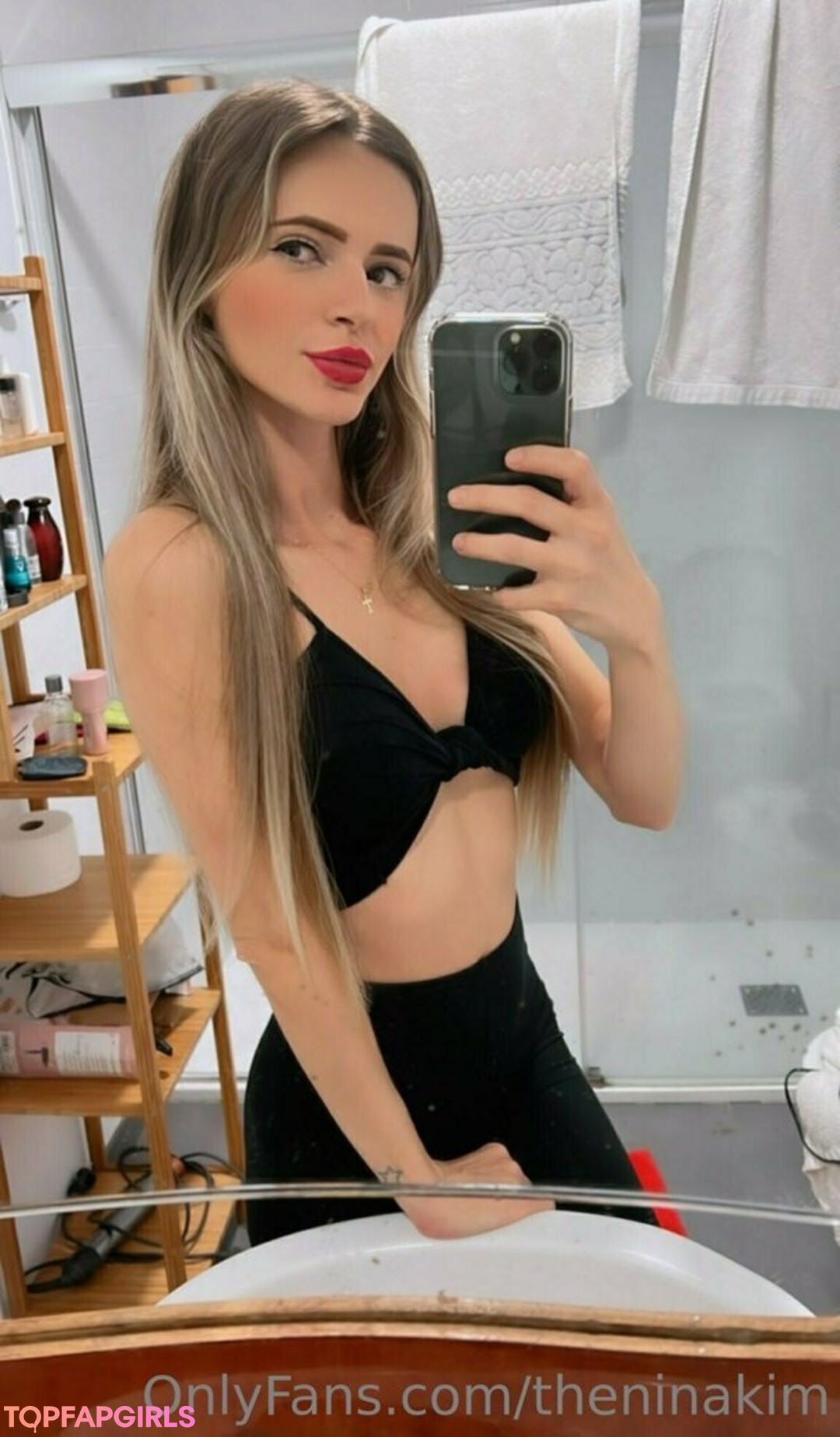 Foto desnuda filtrada de OnlyFans de Theninakim #76 Foto desnuda filtrada de OnlyFans de Theninakim #76