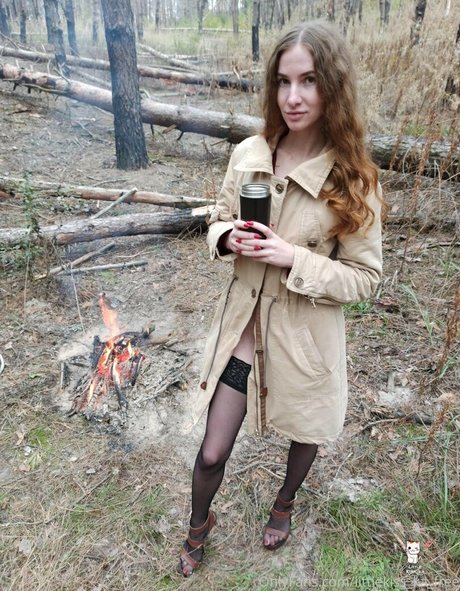 Foto desnuda filtrada de OnlyFans de Littlekisskafeet