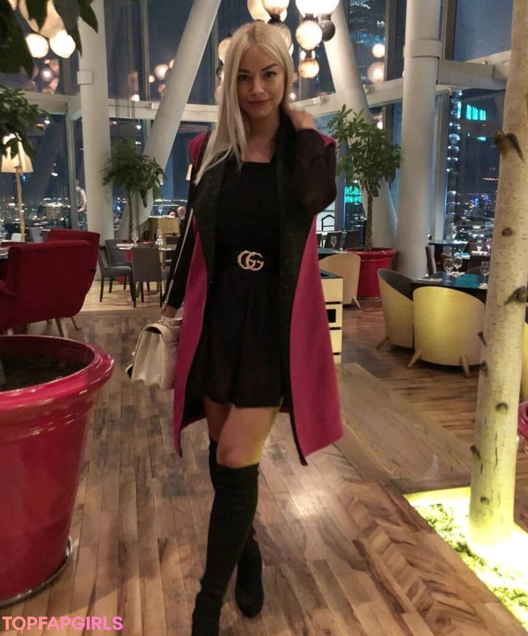 Foto desnuda filtrada de OnlyFans de Andreea Ungur #325 Foto desnuda filtrada de OnlyFans de Andreea Ungur #325