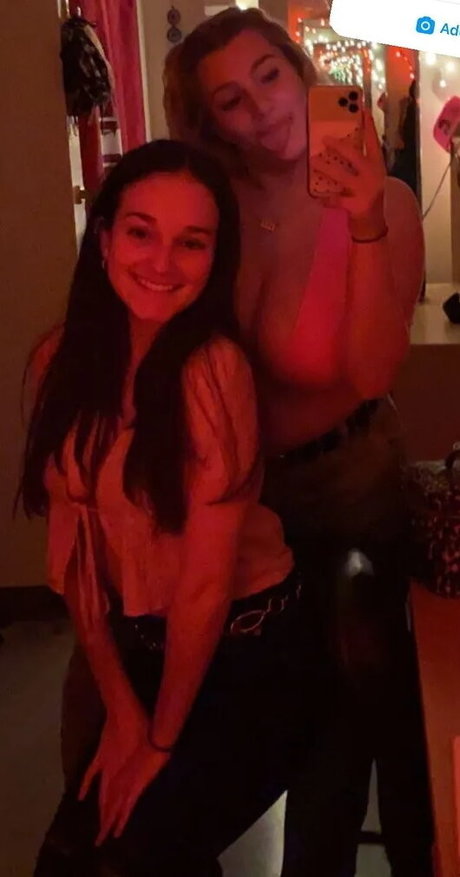 Foto desnuda filtrada de OnlyFans de Nicolette