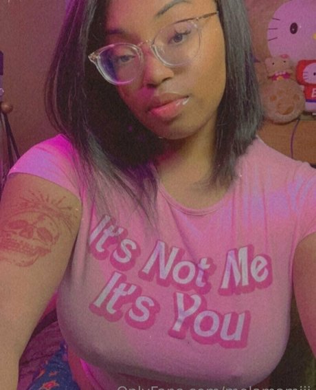 Foto desnuda filtrada de OnlyFans de Melamamiii
