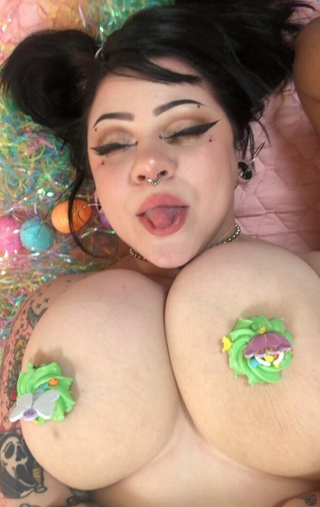 Spooky Girl Love