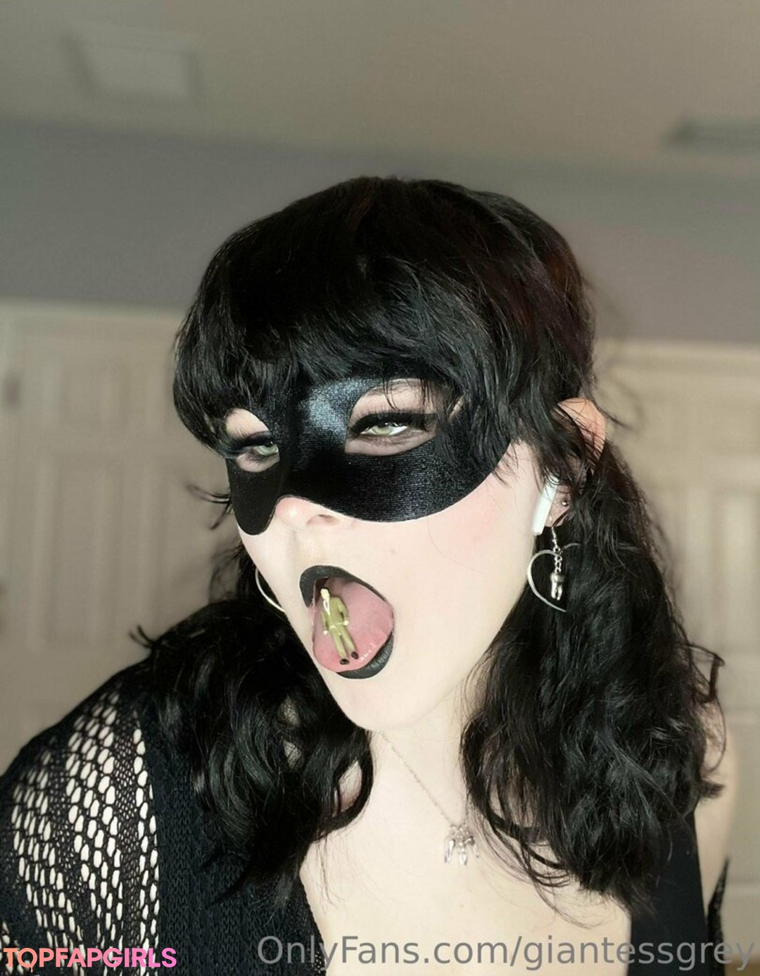 Foto desnuda filtrada de OnlyFans de Giantessgrey #5 Foto desnuda filtrada de OnlyFans de Giantessgrey #5