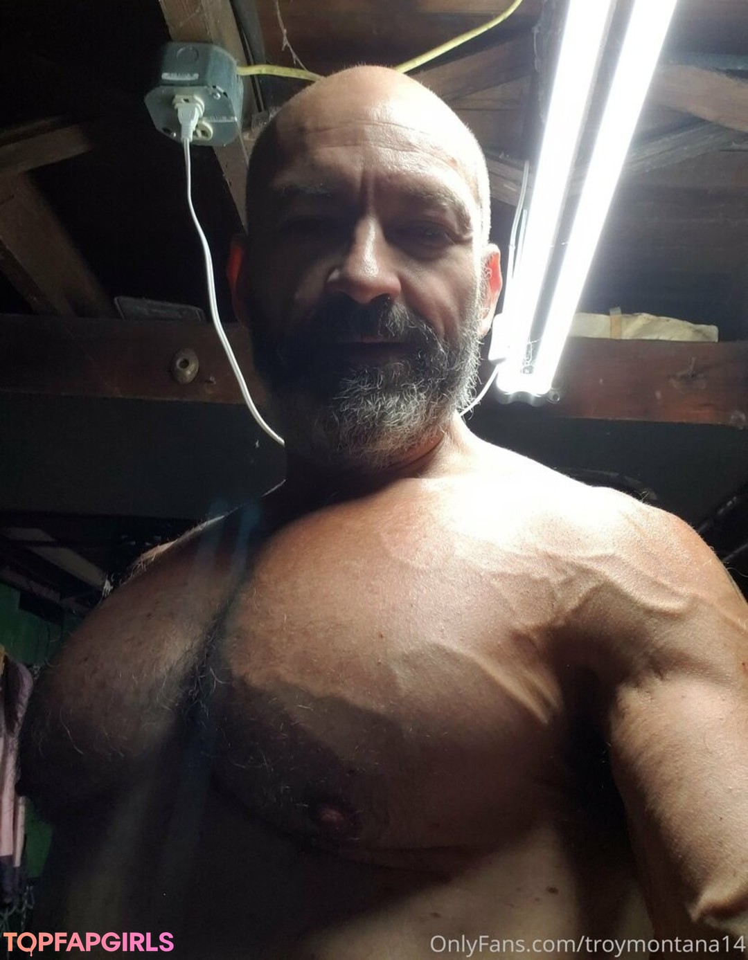 Foto desnuda filtrada de OnlyFans de Troymontana14 #50 Foto desnuda filtrada de OnlyFans de Troymontana14 #50