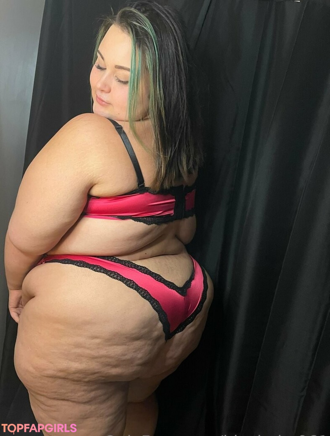 Foto desnuda filtrada de OnlyFans de Bbwbaby961 #6 Foto desnuda filtrada de OnlyFans de Bbwbaby961 #6