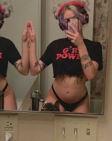 Foto desnuda filtrada de OnlyFans de Kambiiiii