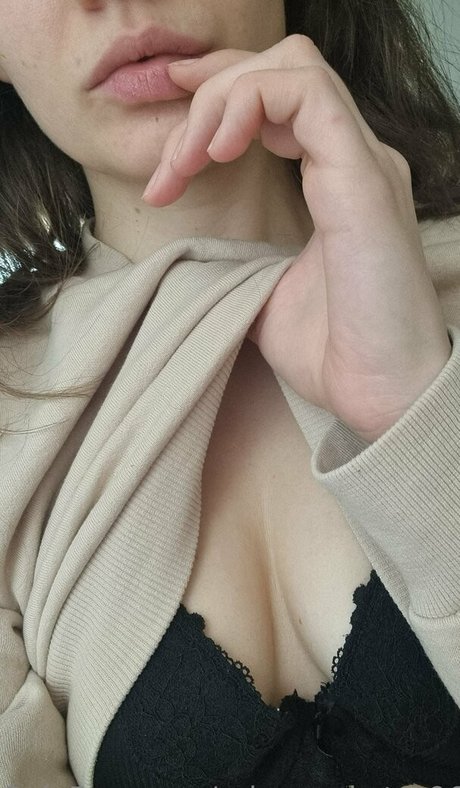 Foto desnuda filtrada de OnlyFans de Schmusekatze96