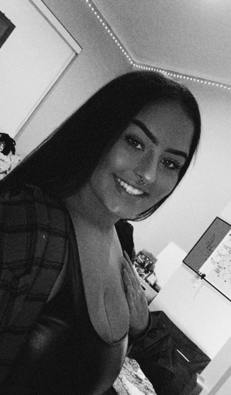 Foto desnuda filtrada de OnlyFans de Jaley S