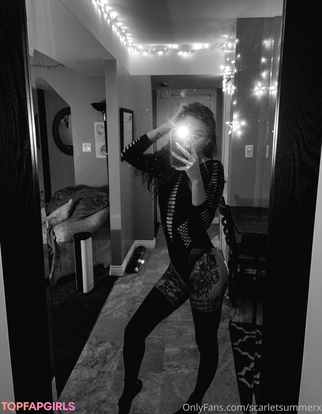 Foto desnuda filtrada de OnlyFans de Scarletsummerx #99 Foto desnuda filtrada de OnlyFans de Scarletsummerx #99