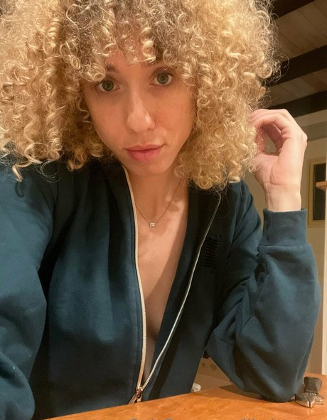 Foto desnuda filtrada de OnlyFans de Lilydemure