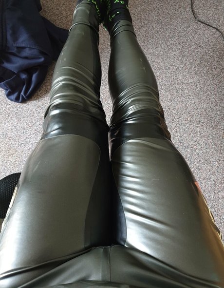 Neonlatex