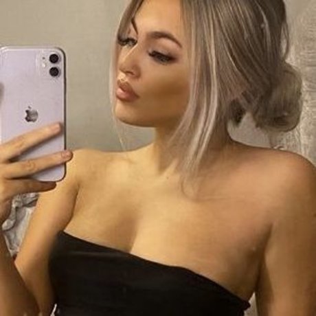 Cora Leilani