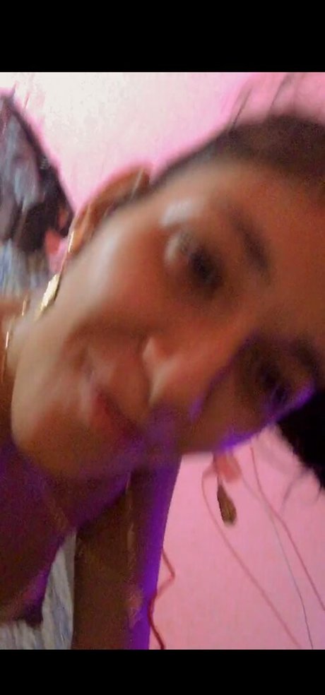 Foto desnuda filtrada de OnlyFans de Raissa Raissayasz