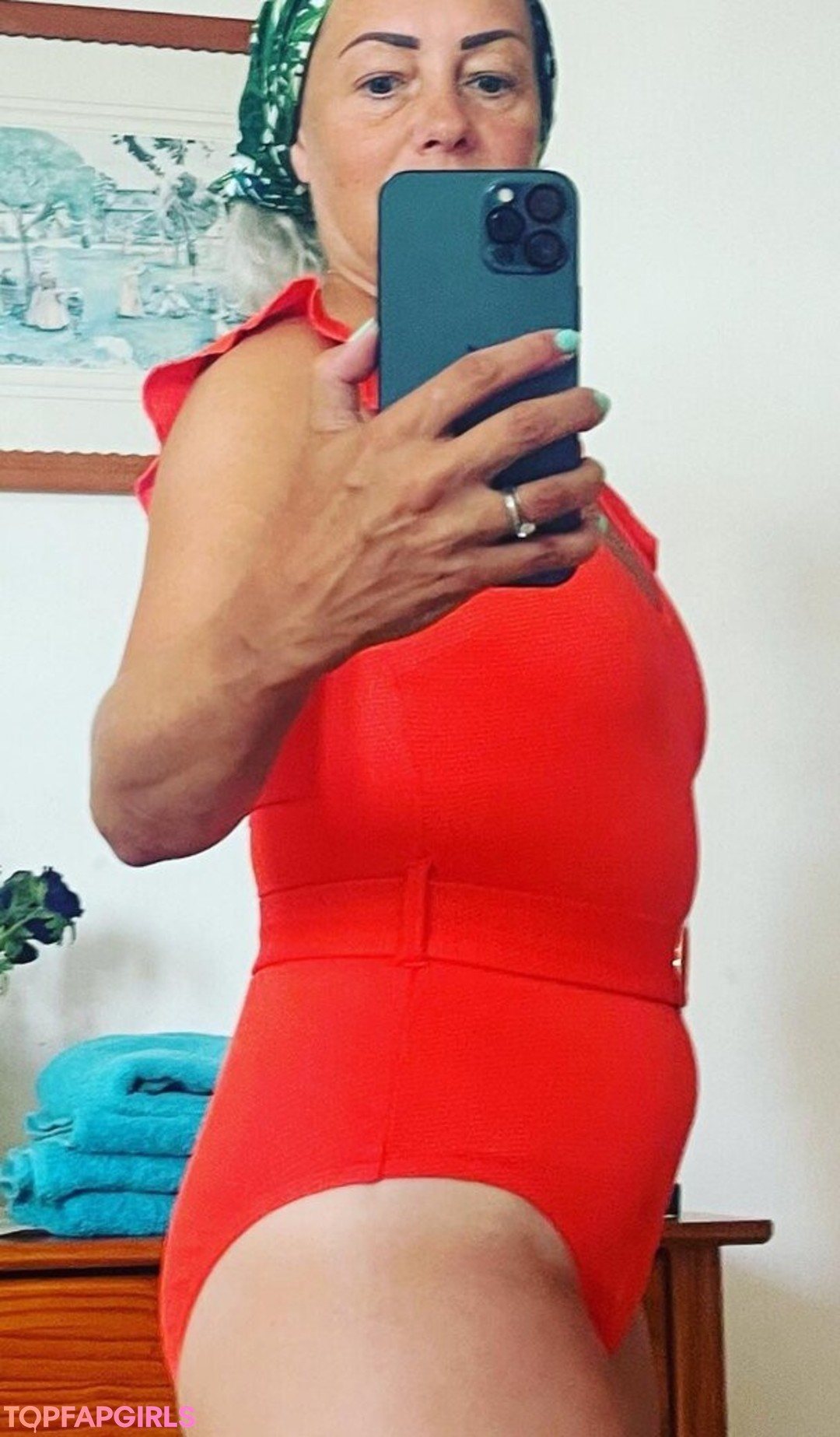 Foto desnuda filtrada de OnlyFans de Sarah Cawood #11 Foto desnuda filtrada de OnlyFans de Sarah Cawood #11