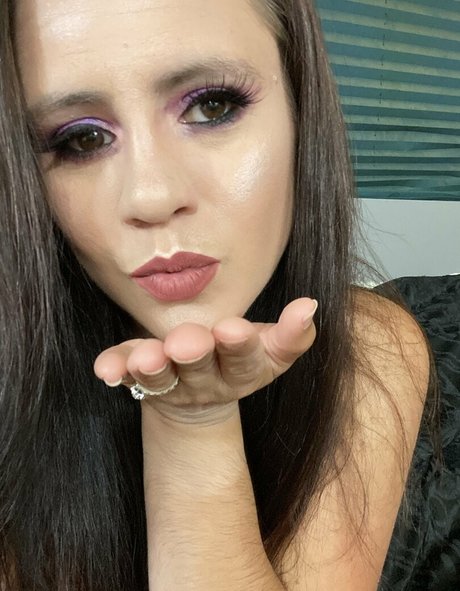 Abbykiss2020