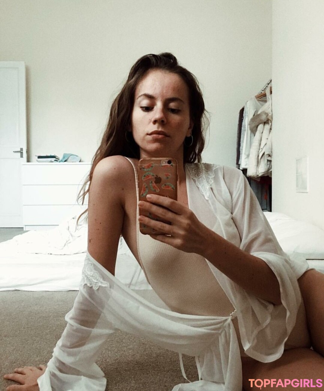 Foto desnuda filtrada de OnlyFans de Whispersthe Wolf Asmr #7 Foto desnuda filtrada de OnlyFans de Whispersthe Wolf Asmr #7