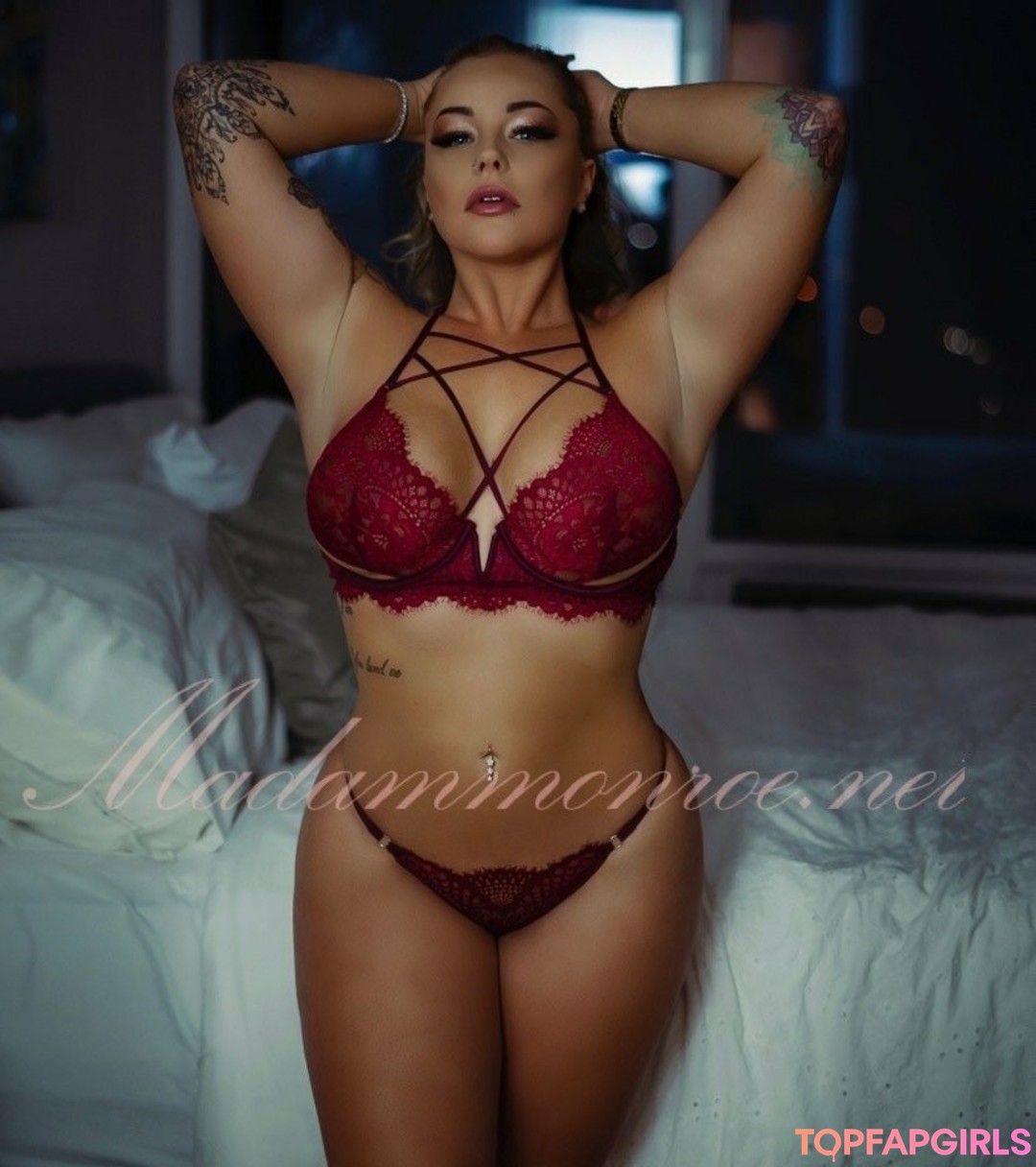 Foto desnuda filtrada de OnlyFans de Thecurvyqueen01 #3 Foto desnuda filtrada de OnlyFans de Thecurvyqueen01 #3