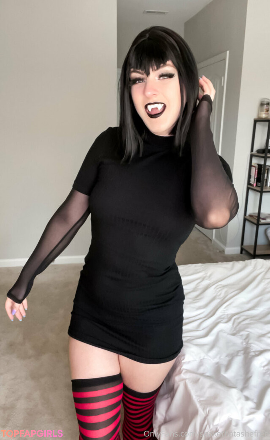 Foto desnuda filtrada de OnlyFans de Shakethatashefree #57 Foto desnuda filtrada de OnlyFans de Shakethatashefree #57