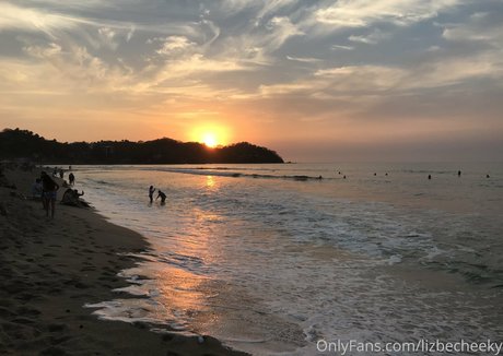 Lizbecheeky