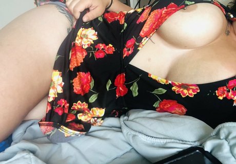 Foto desnuda filtrada de OnlyFans de Goddess Dystopia