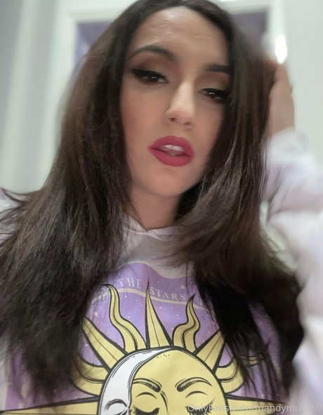 Foto desnuda filtrada de OnlyFans de Mandymuse69