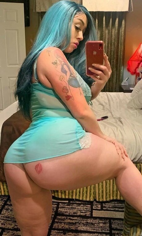 Roxy Bugatti