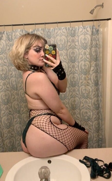 Lizzdoll