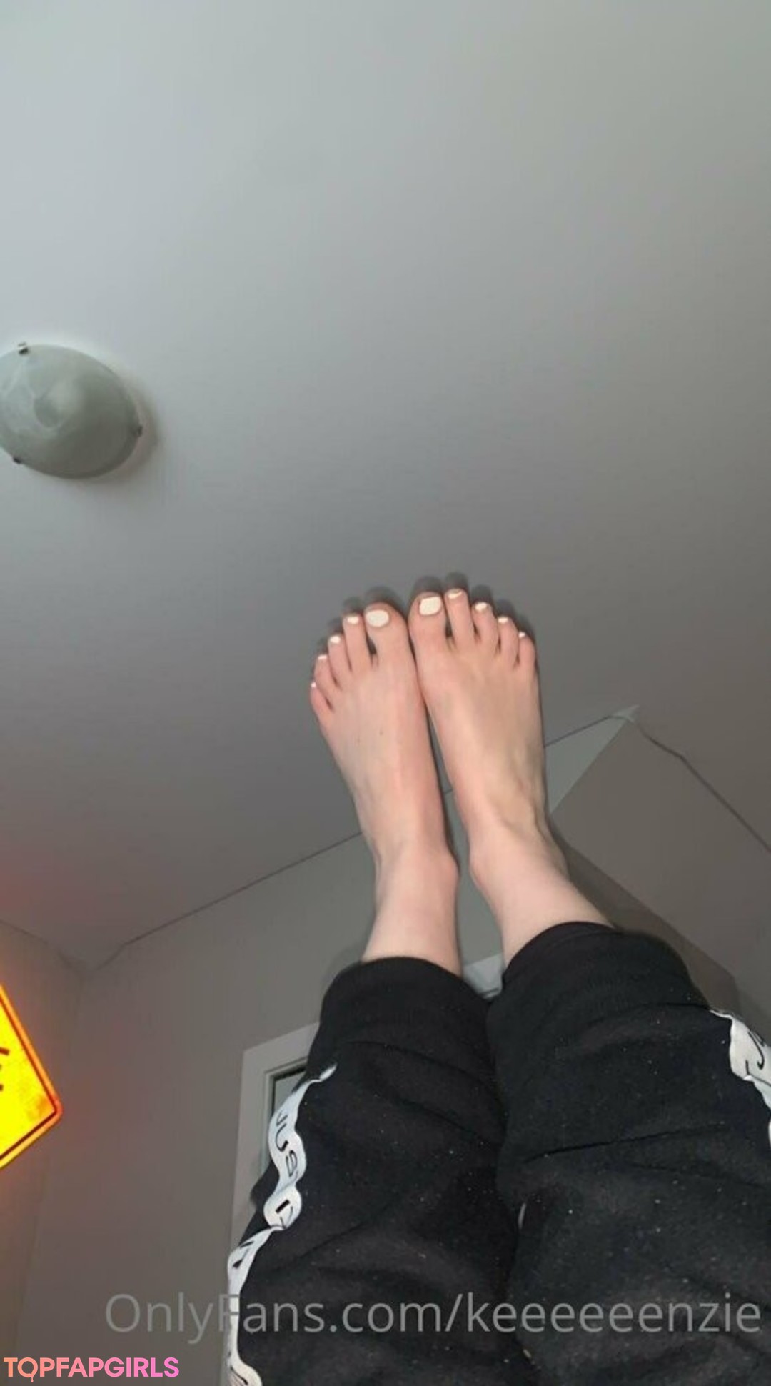 Foto desnuda filtrada de OnlyFans de Brunettebhabie #103 Foto desnuda filtrada de OnlyFans de Brunettebhabie #103