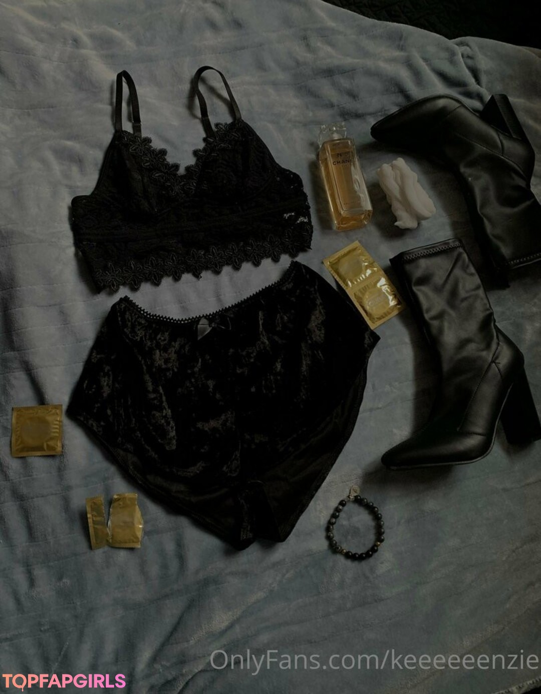 Foto desnuda filtrada de OnlyFans de Brunettebhabie #89 Foto desnuda filtrada de OnlyFans de Brunettebhabie #89