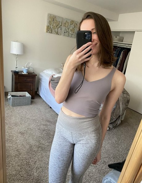 Foto desnuda filtrada de OnlyFans de Celesteschmeckle