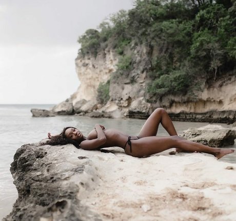 Mel Walls