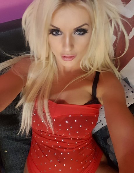 Foto desnuda filtrada de OnlyFans de Tommiejobabe