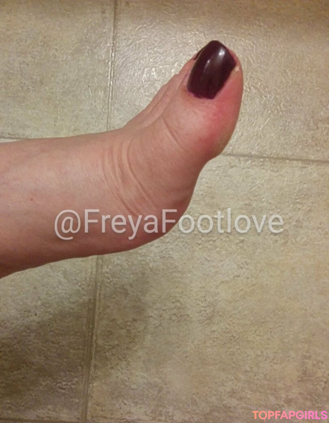 Foto desnuda filtrada de OnlyFans de Freyafootlove #15 Foto desnuda filtrada de OnlyFans de Freyafootlove #15